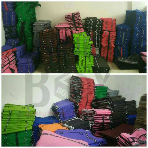 Cover Lemari Baju Portable Type Sw