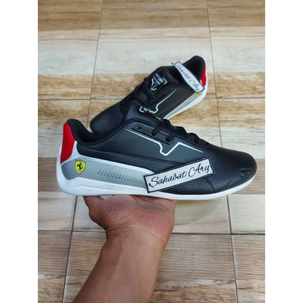 Sepatu Puma Scuderia Ferrari Drift Cat 8 Black Grey Red