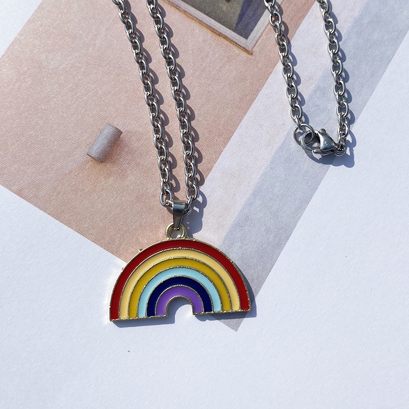 Kalung Rantai Dengan Liontin Warna Pelangi Untuk Unisex