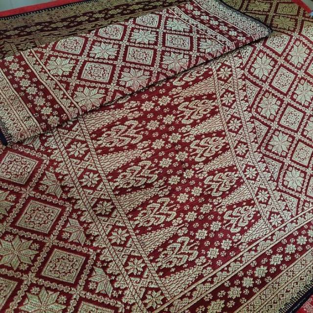 Songket tenun palembang lepus pengantin