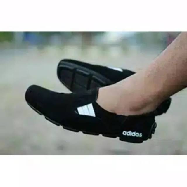 sepatu ADIDAS SLIP ON PRIA CASUAL TERLARIS HARGA GROSIR santai selop pria