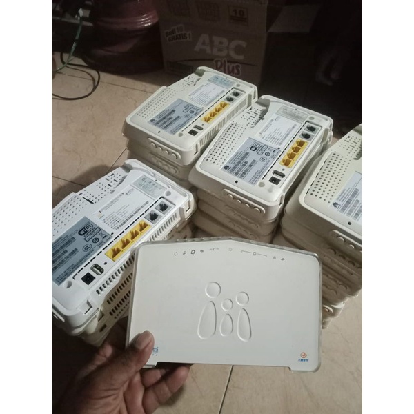 router HUAWEI HG 8245C