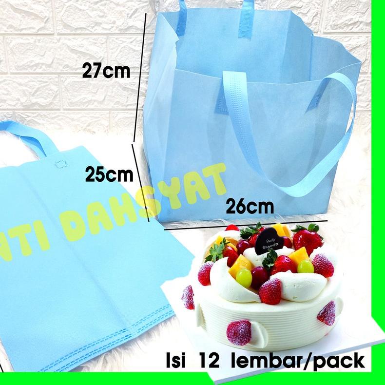 

Tas KUE / Box Cake Spunbond Goodie Bag Size 25 (isi 12lembar) 26cm x 25cm x27cm Tas Nasi Kotak Box Bag MURAH dan KUAT