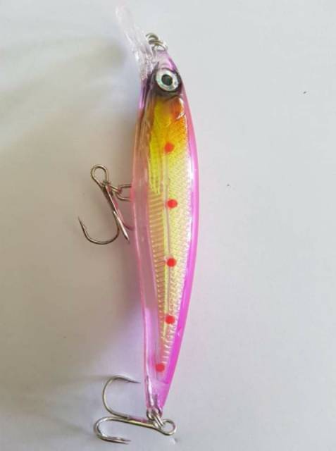 Minnow bionik dengan kail treble