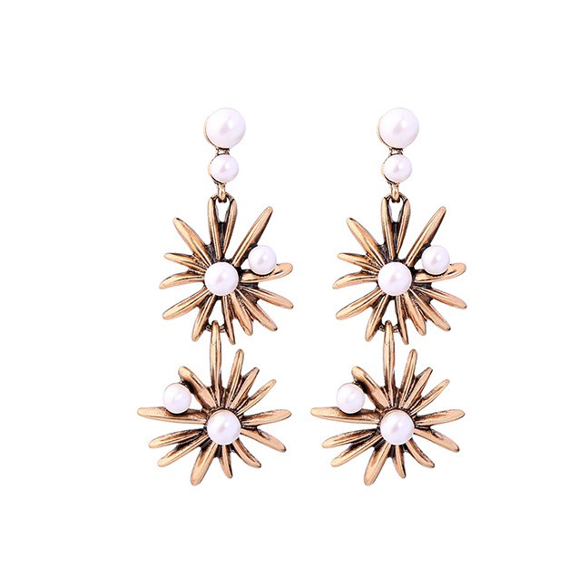 LRC Anting Tusuk Fashion Gold Pearl Star Earrings F53468