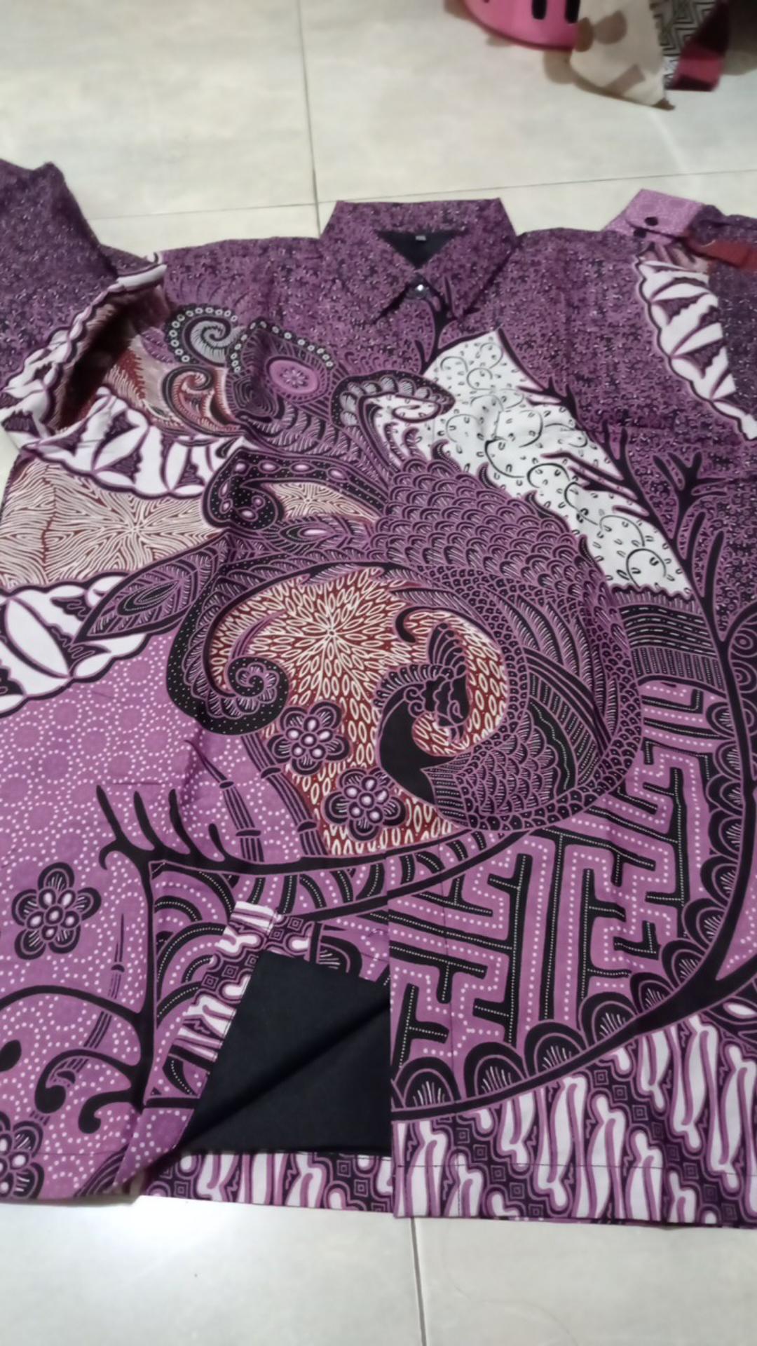 Nugroho Ungu Kemeja Batik Pria Lengan Panjang Lapis Furing Reguler Fit Katun Primisima Batik Solo