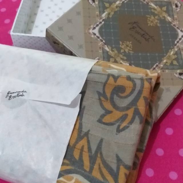 ❌SOLD IG❌  Wening Scarf By Ria Miranda