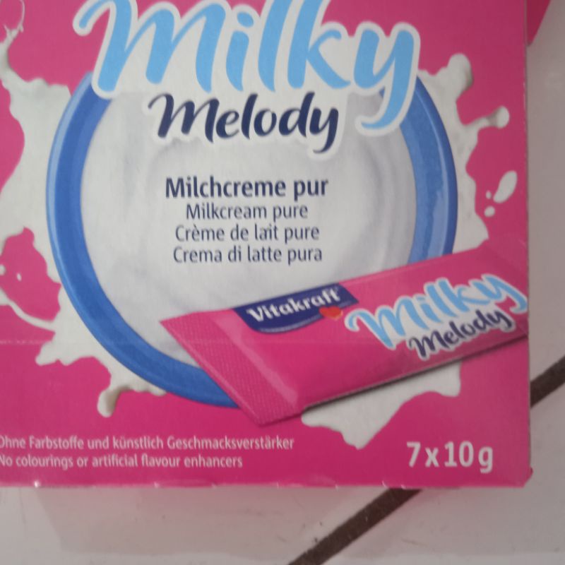 Vitakraft Milky Melody 7x10g Cemilan Kucing Snack Kucing / Cat