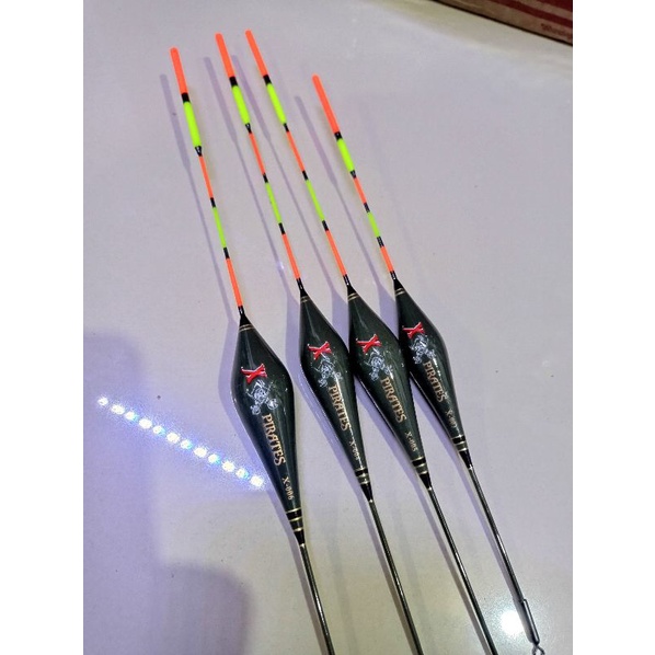 PELAMPUNG / KAMBANGAN X-PIRATES (KENYAL) (20cm)