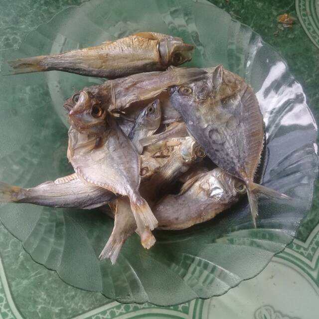 

Gesek/ikan asin 1000gram/ 1 kg