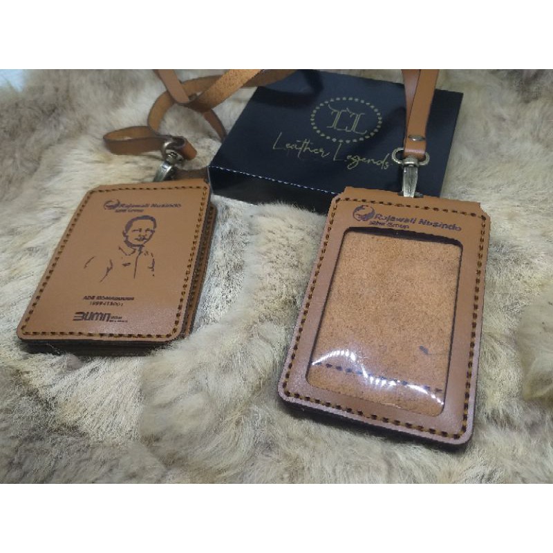 

Name tag kulit asli / id card holder free desain nama,logo dan gambar
