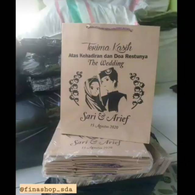 

Paper bag 20x25 + sablon