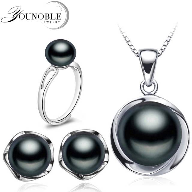 Kalung Mutiara Hitam