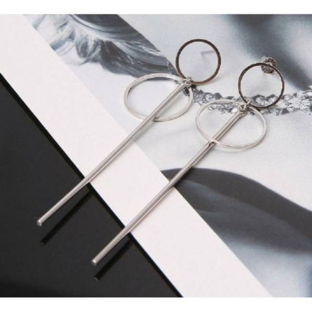 

MINI SNOWMAN EARRING