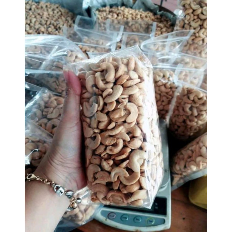 

kacang mete belah 2 goreng 1kg