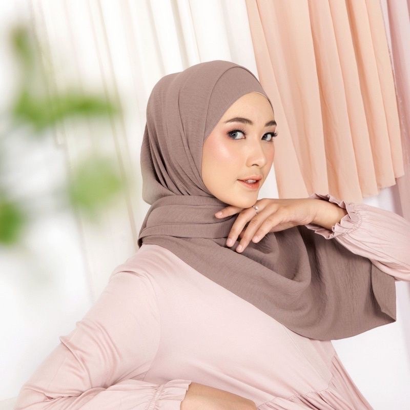 Pashmina Crinkle Airflow Cotton Shawl Import premium/ Pashmina Airflow/ Pashmina/ Crinkle/ Hijab 175x75