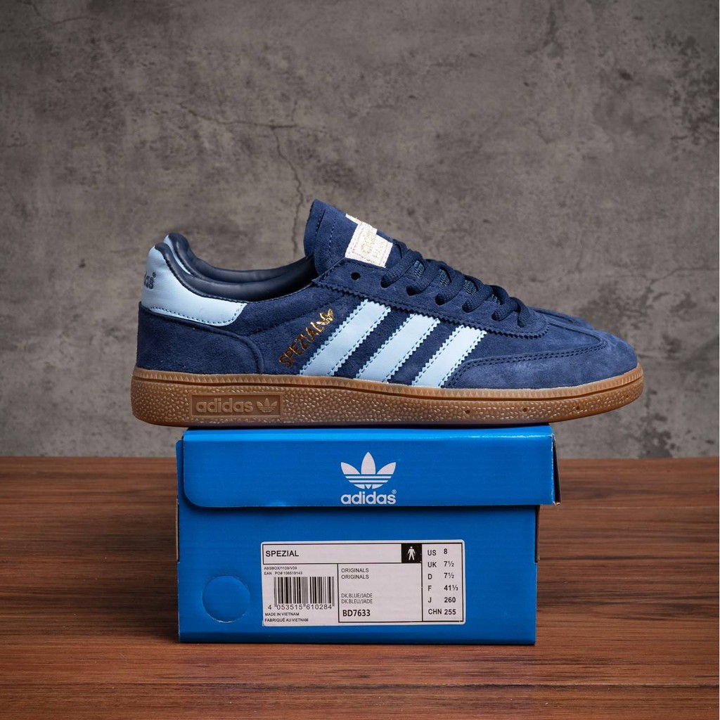 harga adidas spezial