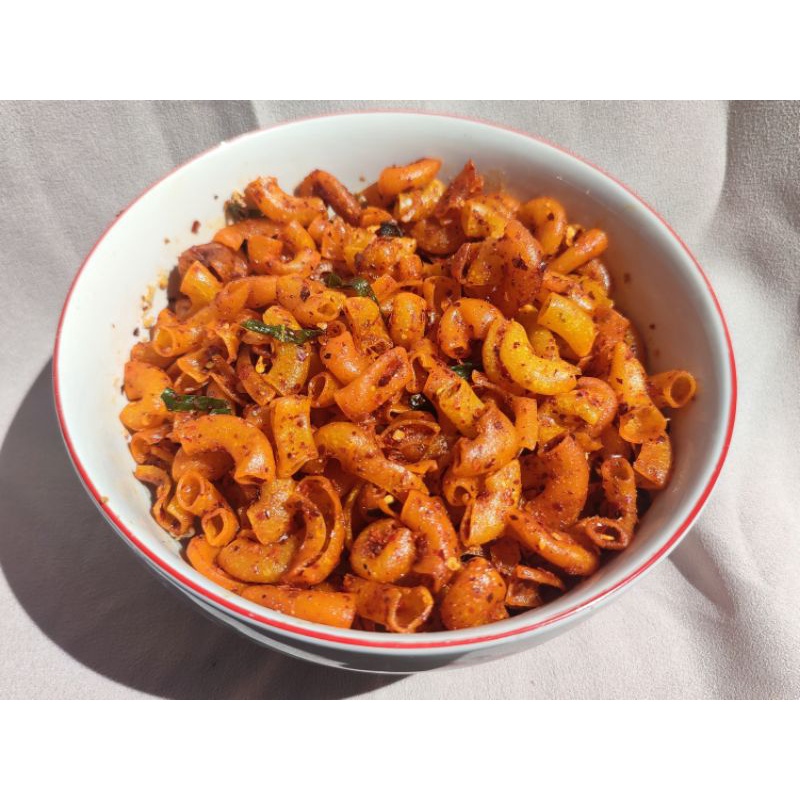 

MAKARONI PEDAS DAUN JERUK