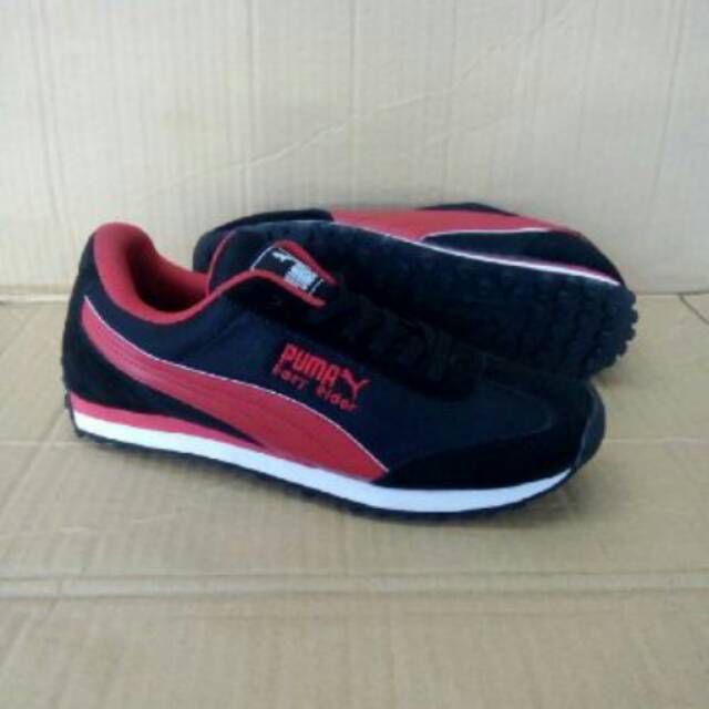 SEPATU OLAH RAGA CEWEK PUMA