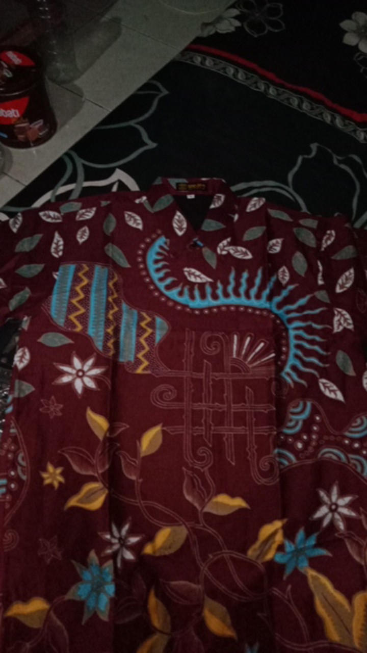 Kemeja Batik Pria Lengan Pendek Godongan Best Seller