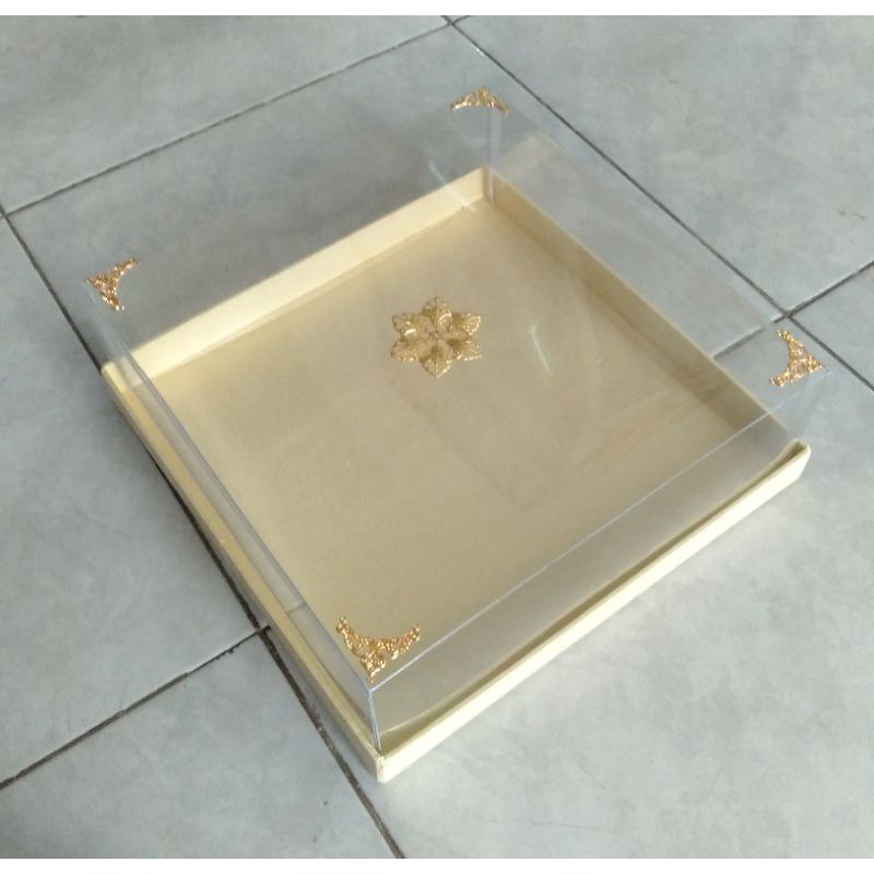 

30x30 kotak hantaran kue, parcel, hantaran, seserahan harga satuan