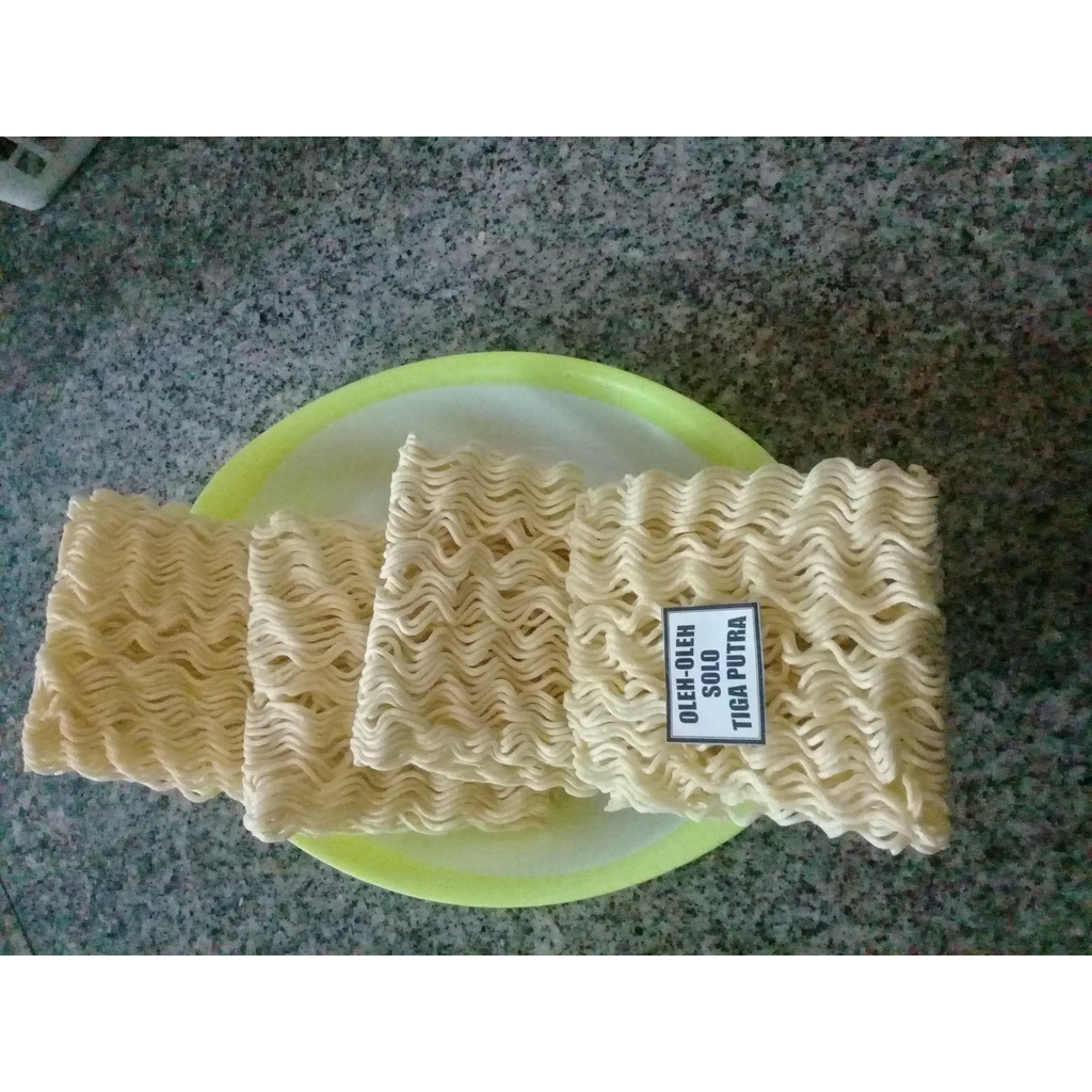 

Mie telur solo 1 kg/grosir mie telur