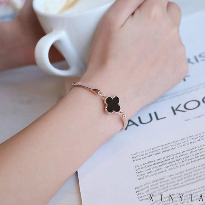 Xia.id Gelang Tangan Wanita Desain Daun Clover Simple