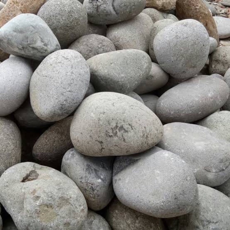 Batu kali / pembersih daki / kosok daki