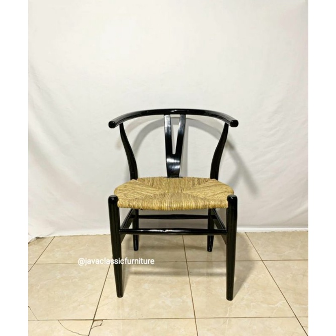 KURSI MAKAN CAFE RESTO RESTORAN ANYAMAN WEBBING ROTAN VINTAGE RETRO DINNING CHAIR BAHAN KAYU JATI WARNA HITAM FURNITURE JEPARA-5