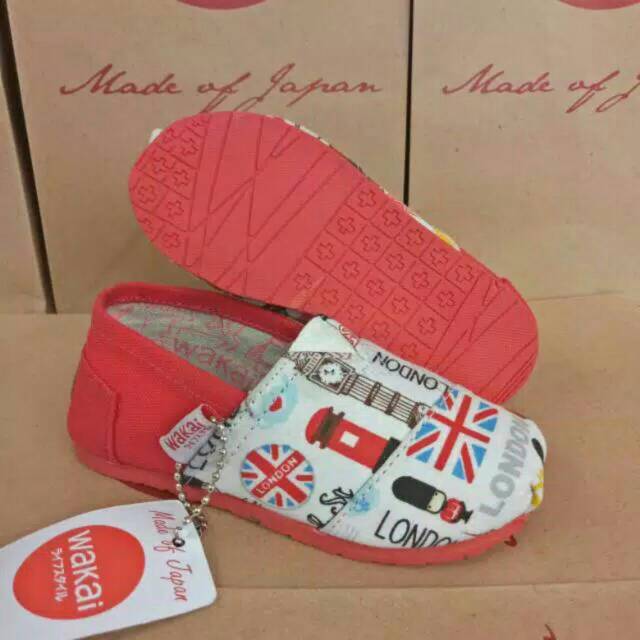 SEPATU WAKAI ANAK. (London)