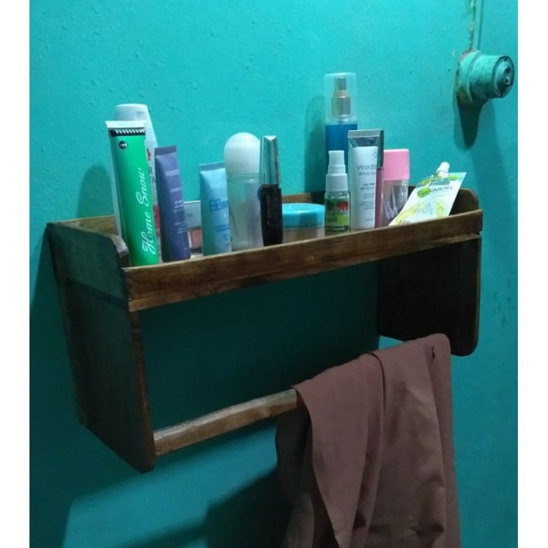 Rak Kayu Make Up /Rak Gantungan Jilbab