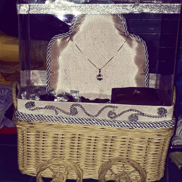 Tempat mahar emas pernikahan