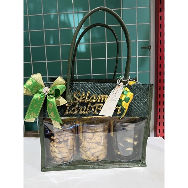 

PARCEL HAMPERS LEBARAN IDUL FITRI