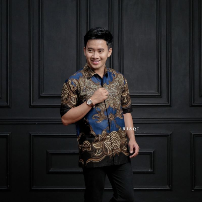 Kemeja Batik Pria Lengan Pendek Baju Batik Pria Terbaru 2022 New Motif Asli Pekalongan Baju Batik Pria Murah Kemeja Batik Pria Lengan Pendek Motif Kemeja Batik Pria Baju Batik PriaHem Batik Pria Hem Batik Pria Lengan Pendek Kemeja Batik Pria Terbaru best