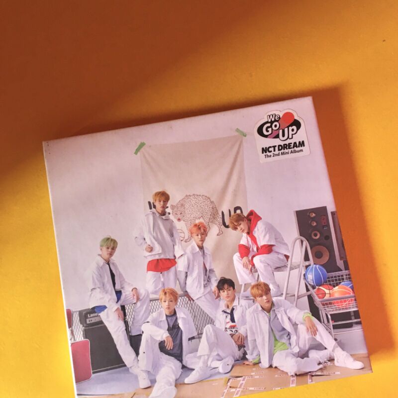 ALBUM  (ONLY) NCT DREAM WE GO UP + STIKER