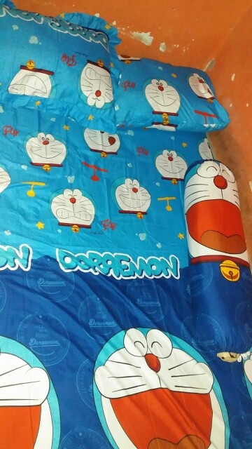 Sprei Lady Rose Duo 2in1 Motif Doraemon Sorong 120x200 - 120 Single Sp - Robot Kucing Biru