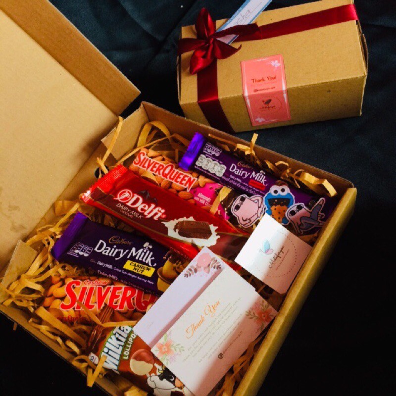 

GIFT VALENTINE BOX HAMPERS MURAH