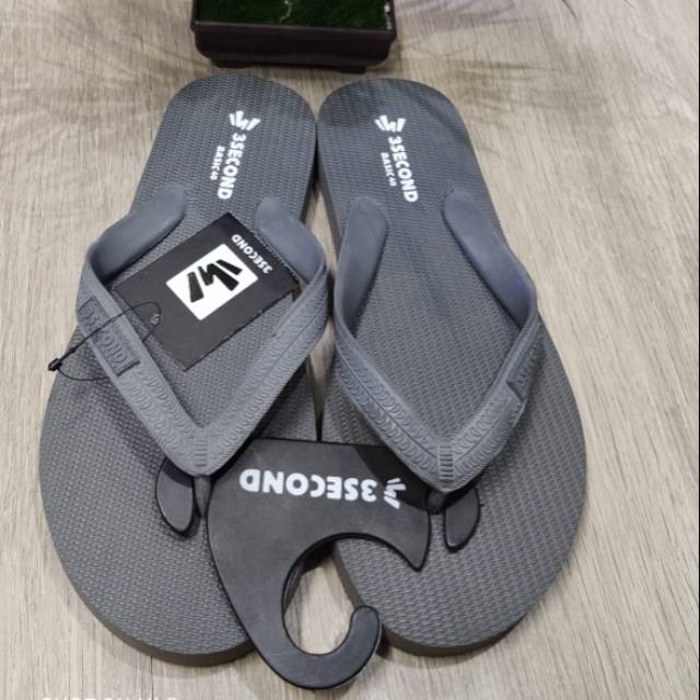 Sandal 3second cowok original