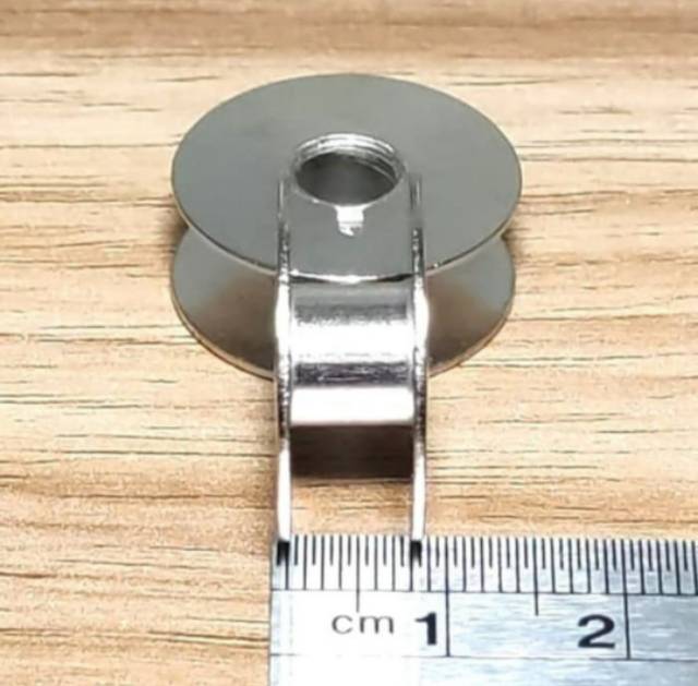 55623 Besi / Bobbins Spul Mesin Jahit High Industri