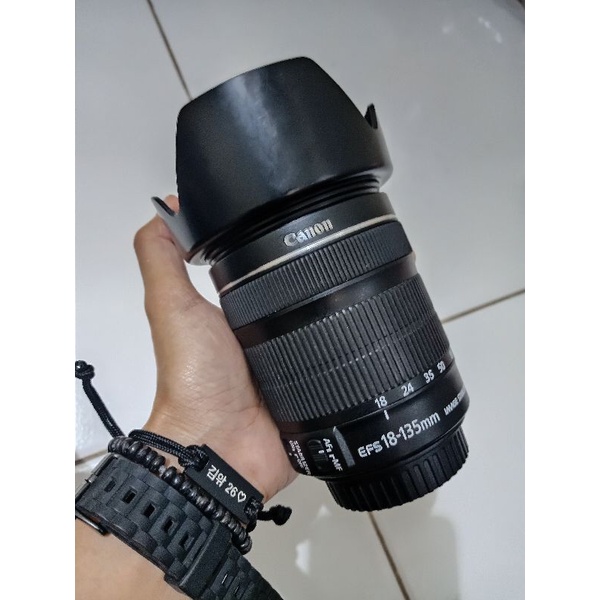 lensa Canon sapuajagat 18-135mm STM like new