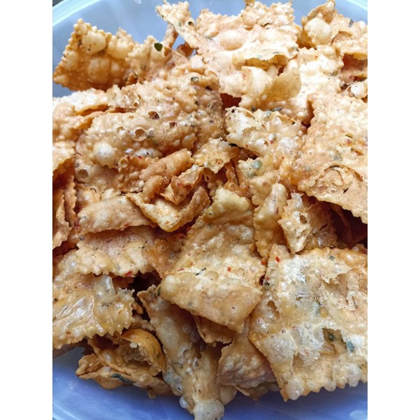

Kripik Pangsit Bawang