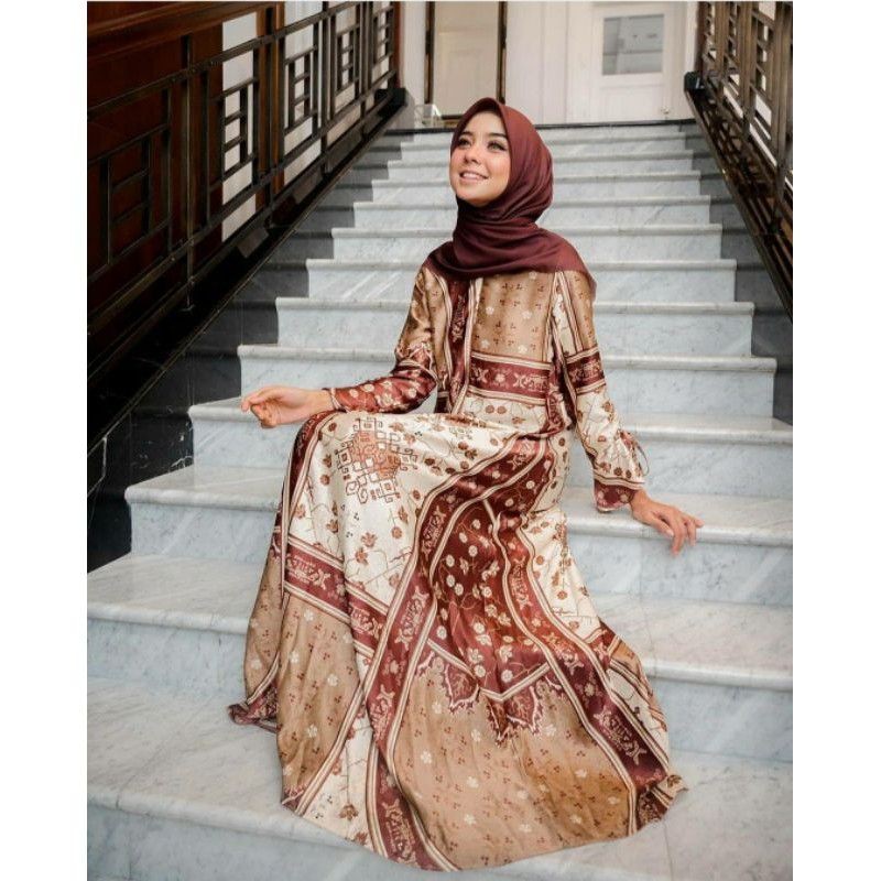 DRESS AGNIA IN MAROON BY KLAMBY / DRESS KLAMBY