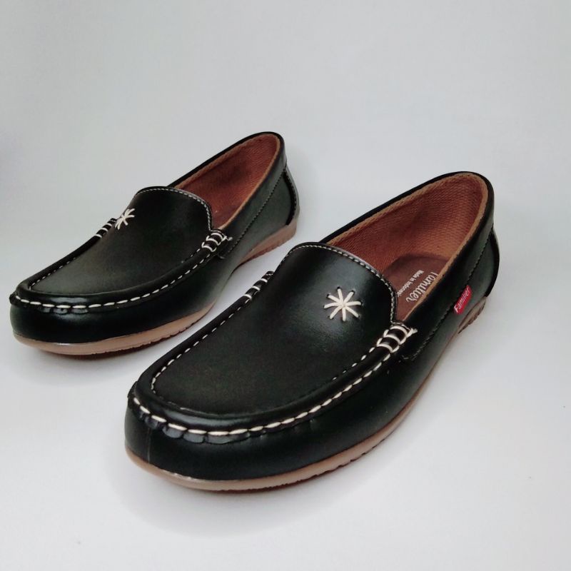 Sepatu Loafers Simple dan Casual (Clara 01)