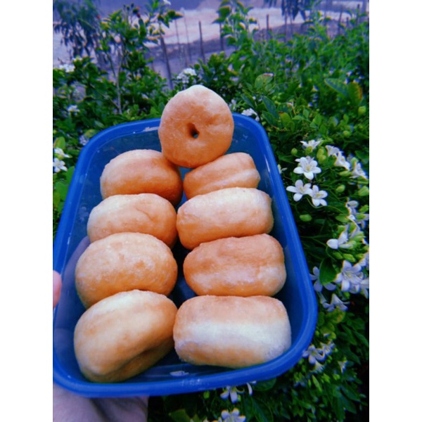 

DONAT TEPUNG GULA