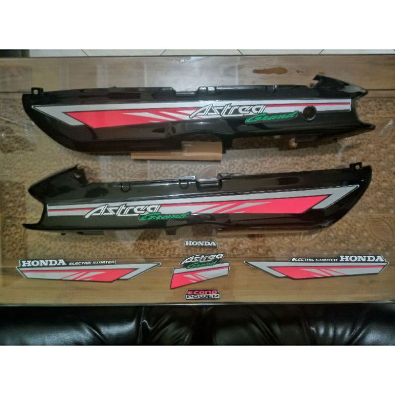 cover body astrea grand bulus 91 92 kanan kiri set stiker silver merah LX