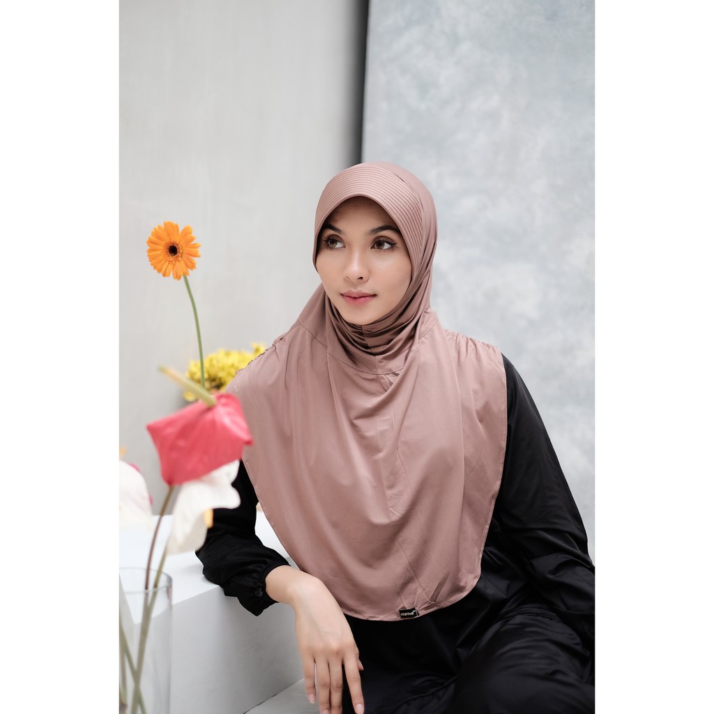 Nisrina bergo Instan Kerut Samping Basic Alma