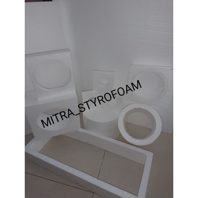

Styrofoam, sterofoam, gabus lubang tengah /bolong tengah D17x T5cm lubang tengah D13cm