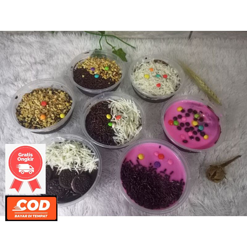 

cake /kue/ bolu lumerrrr bebas request topping