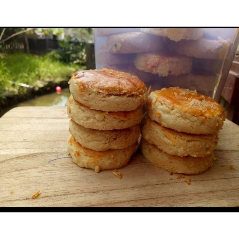

Kue Kacang