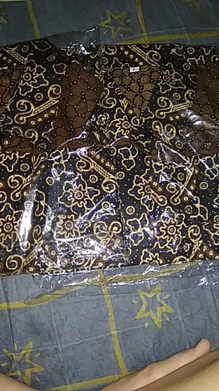 Kemeja Batik Pria Lengan Pendek Mataram